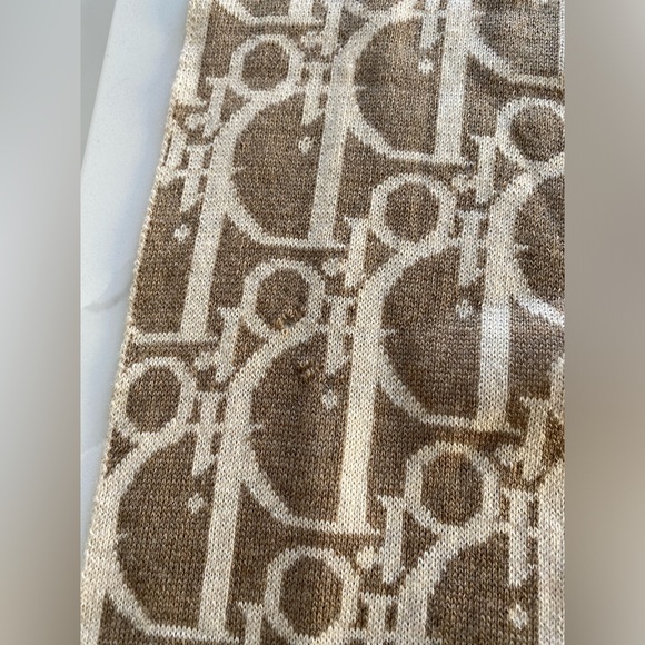 Christian Dior Wool Scarf! - Picture 6 of 7